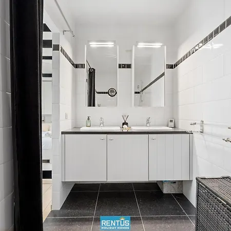 Penthouse Soleilla - Pure Relaxation With Sea View In A Prime Location