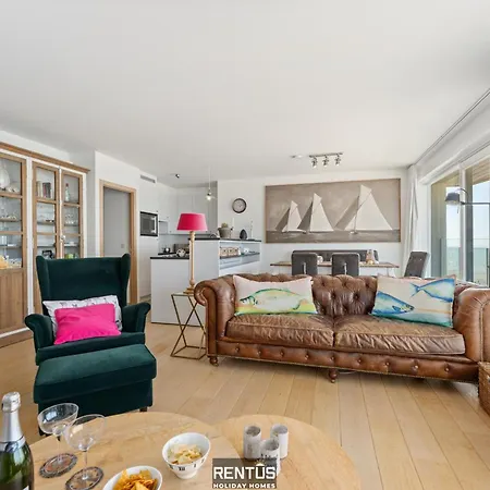 Apartment Penthouse Soleilla - Pure Relaxation With Sea View In A Prime Location